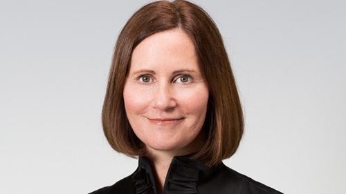 日本警方搜查丰田公司总部涉毒女高管否认罪行