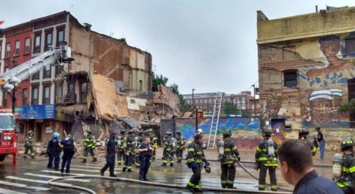 ŦԼ��³����һ¥��̮����3�����˵�������