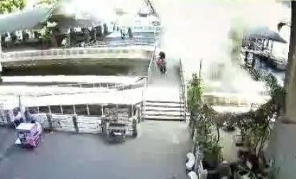 曼谷再遭简易爆炸装置袭击码头遇袭无人员伤亡