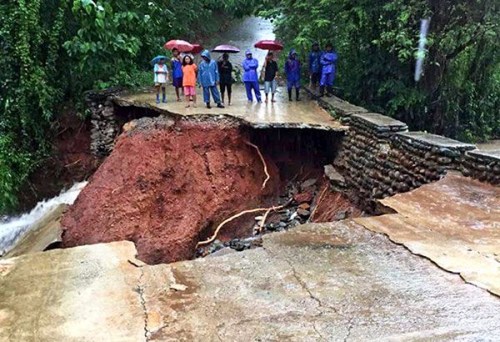 台风“天鹅”过境菲律宾引发洪水至少26人死