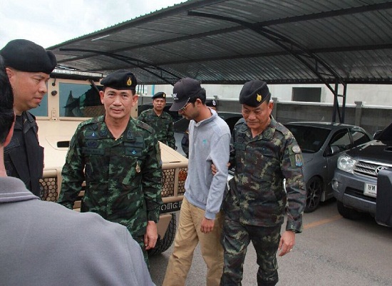 曼谷爆炸案穿黄色T恤主要嫌犯在泰柬边境被捕(图)