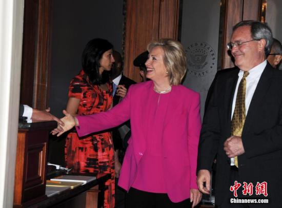 希拉里光芒褪色难破“国务卿当不了总统”魔咒?