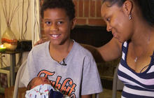 暖男新技能:11岁男童冷静应对助妈妈顺利生产(图)