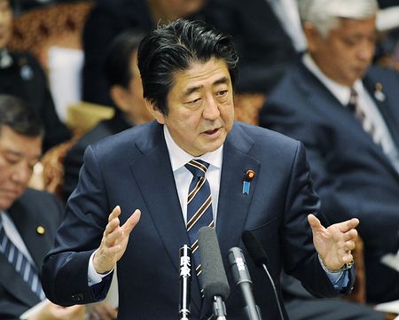 安倍访问土库曼斯坦两国拟开展基建项目合作