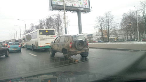 ����˹����ţ�Ƴ�����ֻʣ���֡����ա���·