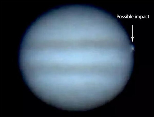 木星遭不明物体碰撞天文学家:疑为小行星或彗星