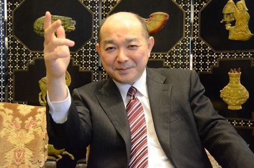 图为龙角散第八代社长藤井隆太.(甘璐摄)