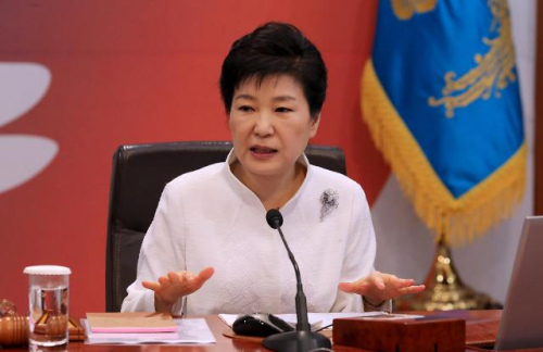 韩媒:朴槿惠将会见朝野国会代表议论民生问题