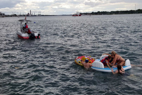 ǿ�硰���ܡ�����Ư����1500�������뾳���ô�