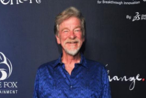 美媒：《狮子王》导演罗杰·艾勒斯去世，终年76岁