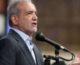 伊朗总统：任何妄图摧毁伊朗的人都对历史一无所知