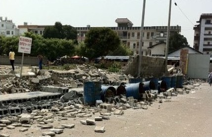 ���Ҽ��ְ���ר�˸ϸ�����ӯ����������(ͼ)