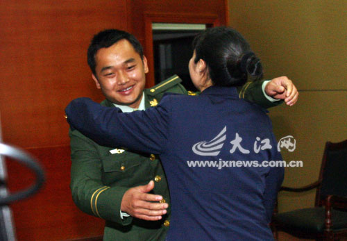 �봨Ů����������104Сʱ���3��󸰽���л��