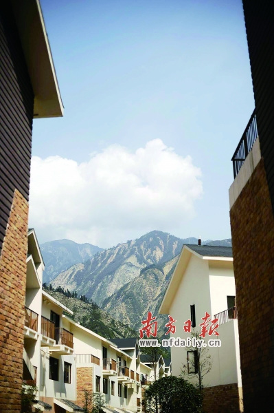 震中映秀：穿越断裂带的生死重建