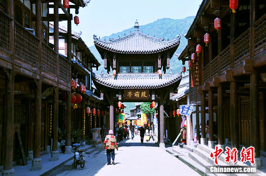 �߽��ѻ��ųǣ��������һ�ء�����������ʷ����ͼ����5��