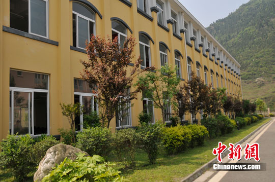 ͼ���ന��¹����СѧУԭַ�ؽ������ǿ������2��