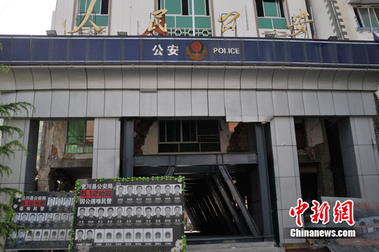 ��ͼ���߽��������س�����ʷ�����г�ʹ���죨10��