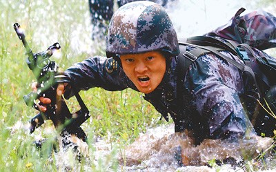 �Ӵ�ѧ������ս����������������δ��ħ������