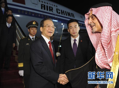 温家宝海湾三国之行回顾:走进咖啡店与民众交流