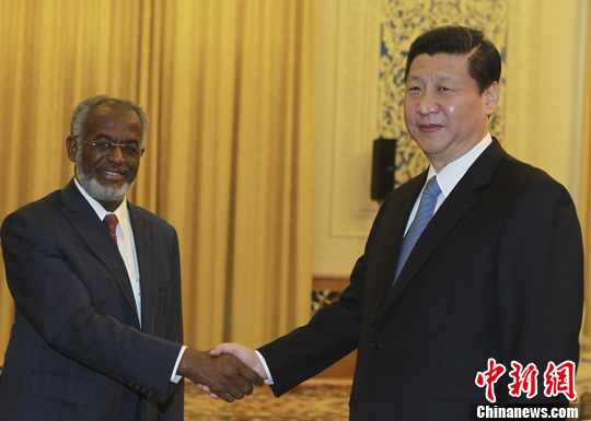 习近平:望苏丹确保在苏工作中方机构人员安全