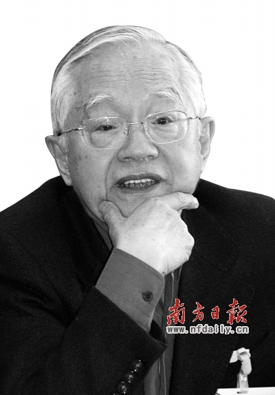 吴敬琏:改革下一步须划清政府和市场边界