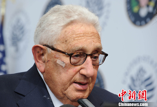 杨洁篪:中美关系唯把好舵定准位才能安全顺利前行