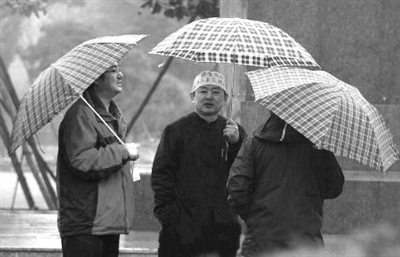 河南一教授抗议病死猪流入市场要求县政府道歉