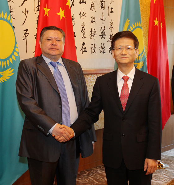 �Ͻ������й��������˹̹Ӧ��ͬ���ƶ�ͻ�