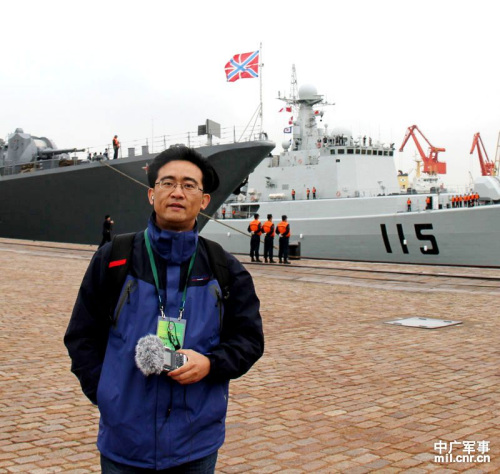 中国潜艇与俄军战舰攻防对抗天气恶劣贴近实战