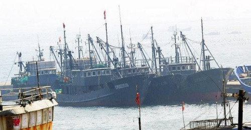中国遭朝鲜扣押渔船船长称在中国海域被扣
