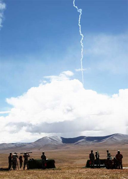 �й����ͻ�������ʱ�����ϸ߹�ð����Σ���ų�