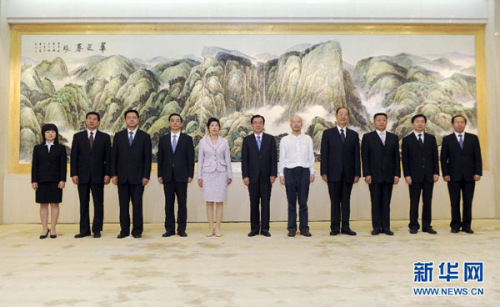 贺国强:努力树立纪检监察干部可亲可信可敬形象