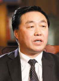 陕西公安厅副厅长回应“请农民工吃饭是作秀”质疑