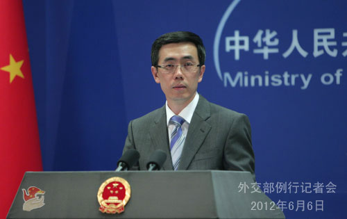 外交部就中方从黄岩岛撤出公务船等答问(实录)
