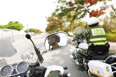 媒体披露云南边防派出所民警生活(图)