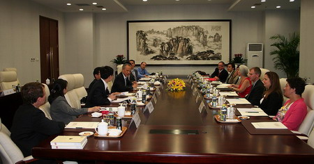 外交部副部长崔天凯会见美中关系全国委员会代表团