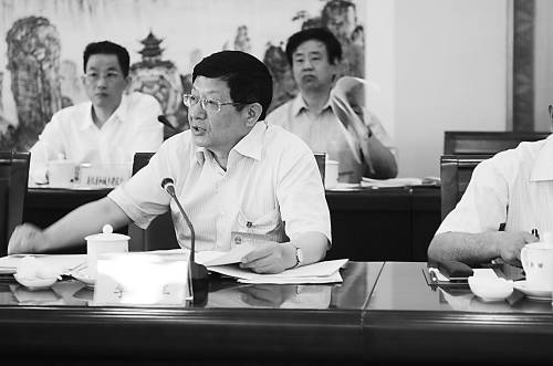 湖南人大副主任:受人民委托监督政府不可失职