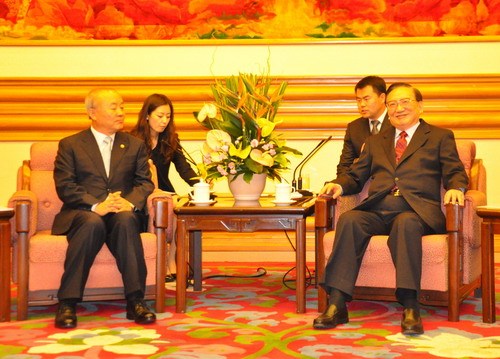 唐家璇会见韩国统一部长官就半岛局势等交换意见