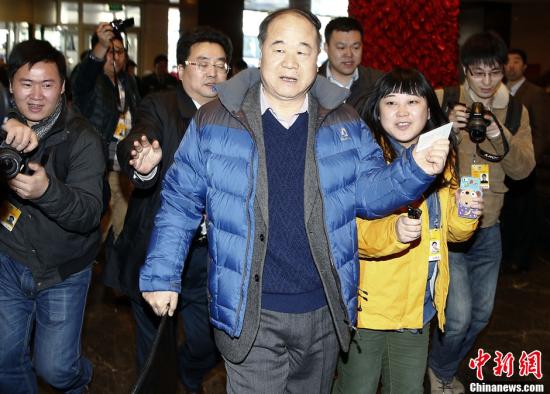 两会明星谈履职、答热点“明星议政”争议再起