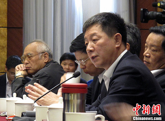 国台办副主任解读政府工作报告涉台内容