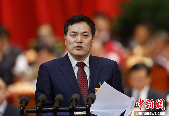 全国政协委员:消费者不仅要吃得饱还要吃得安全