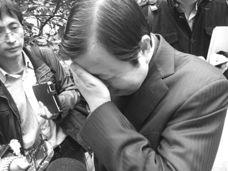 吴仁宝四子接任华西村书记回应“共富”质疑