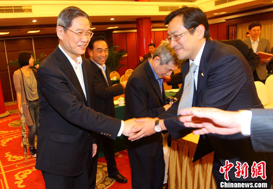 张志军访江苏台商“带着耳朵”听心里话
