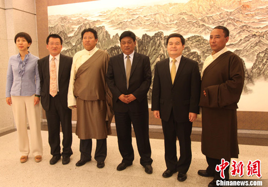 白玛赤林西藏欢迎海外藏族侨胞回来定居