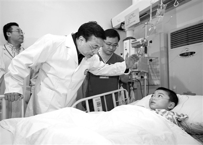 李克强总理100天改革进行时:简政放权保障民生(2)