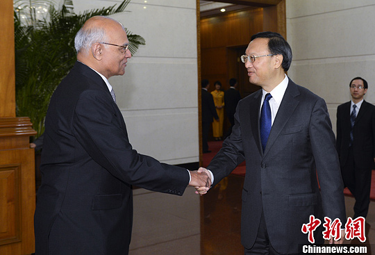 ��ӡ�߽������ر������ʮ���λ����ڱ�������