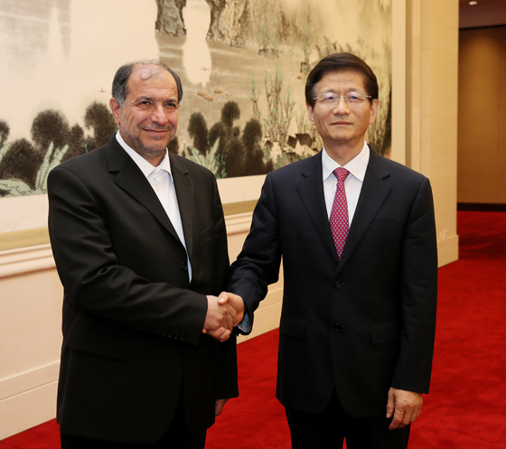 孟建柱会见伊朗内政部长:扎实推进各领域务实合作