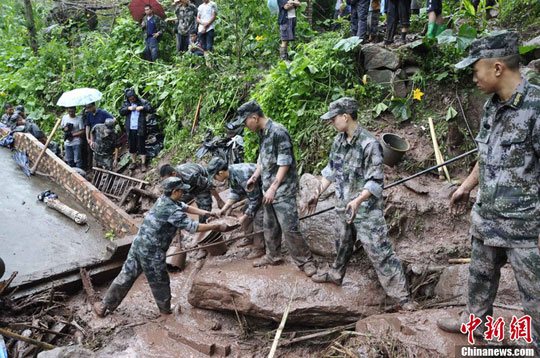 云南绥江暴雨引发山洪致4人遇难县城供水中断