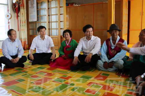 王正伟:做好民族工作圆中华民族一家亲团结梦