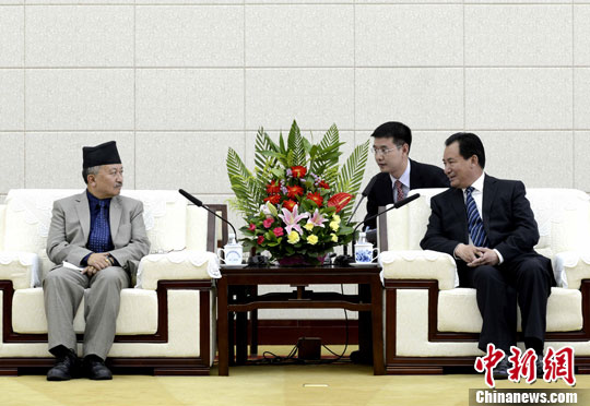 尼泊尔友好代表团访藏赞中尼两国友好往来